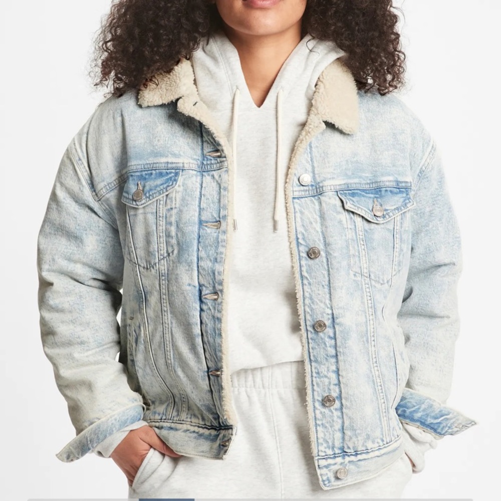 GAP Oversized Sherpa-Lined Icon Denim Jacket